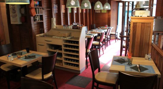 Salle du restaurant le Bistro Bouche à Cherbourg